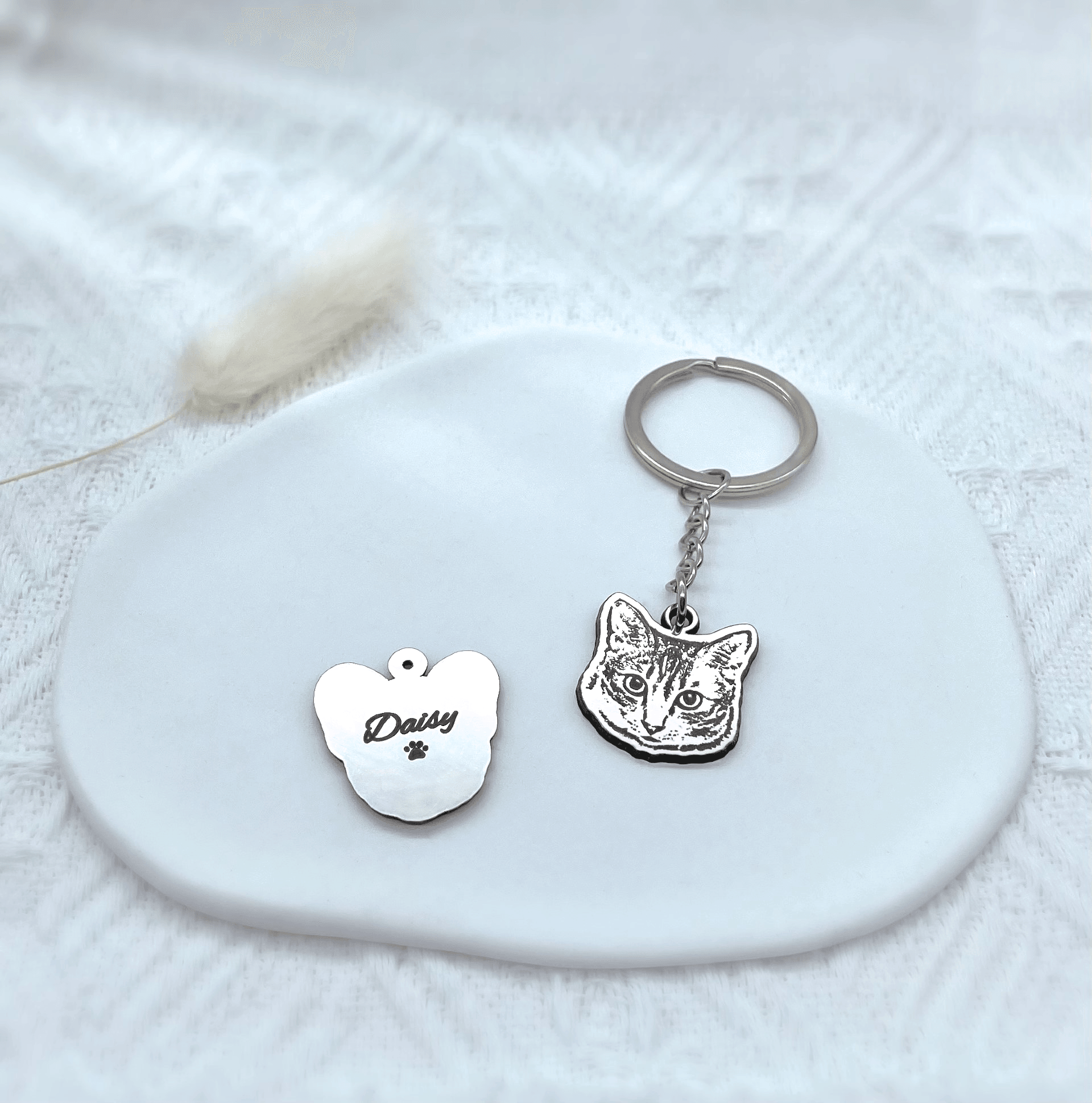 Custom Pet Portrait Keychains • Personalised Pet Head Photo Keyrings • Pet Memorial Gifts - Seer Studio